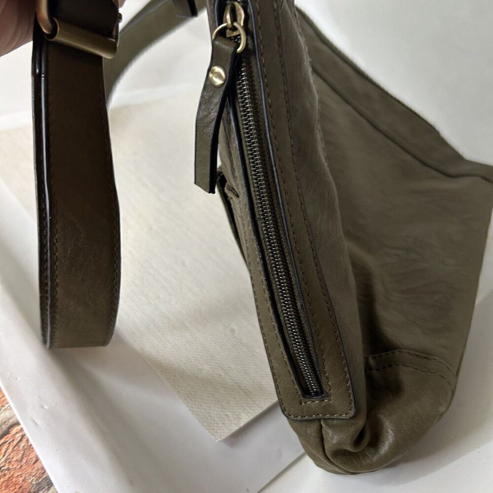 Bueno Multi Pocket  Zippered Purse Shoulder Bag Olive Green - Picture 3 of 8